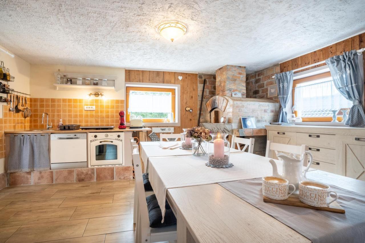 Guest House Pr' Cut Жировниця Екстер'єр фото